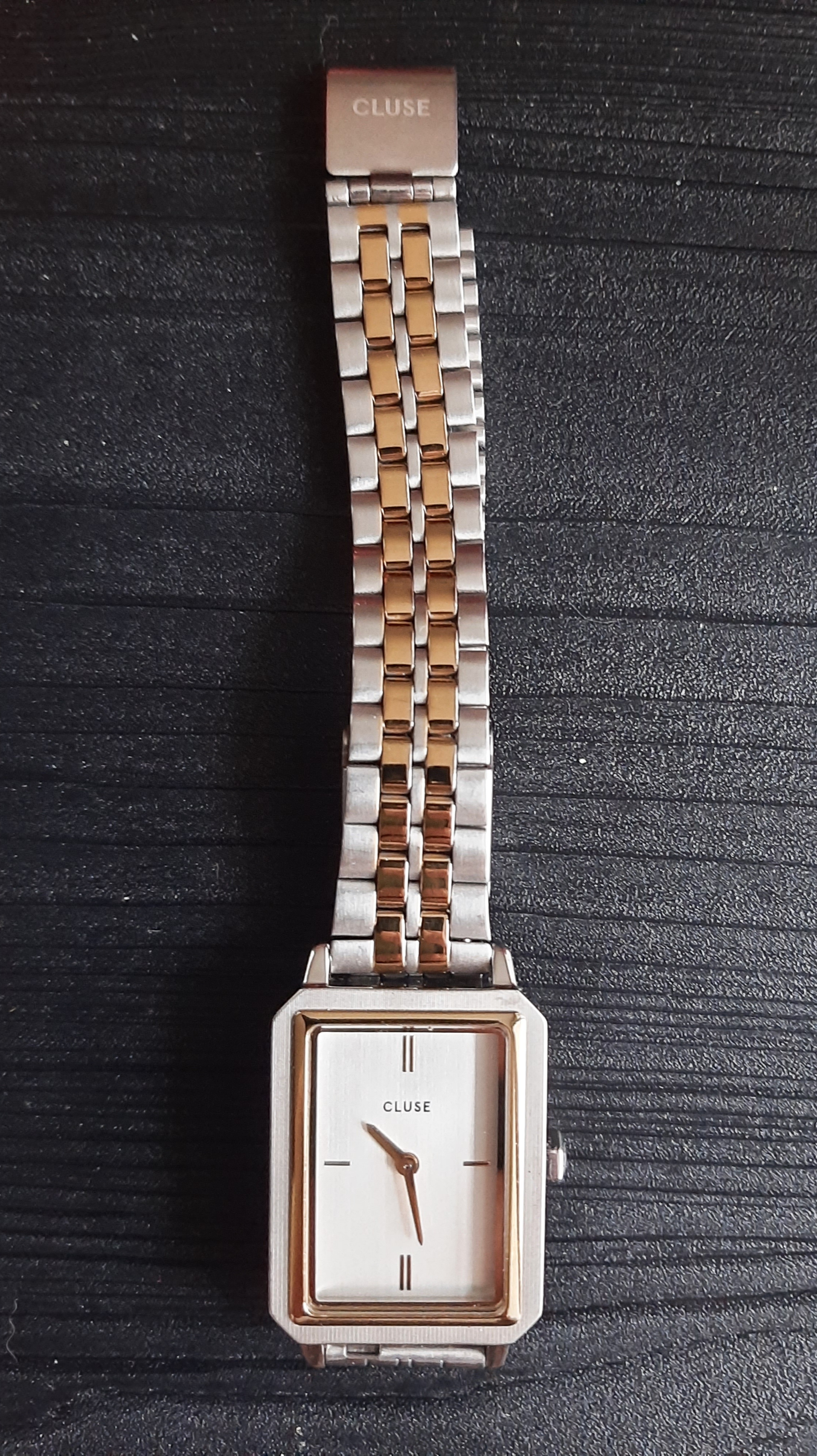 Montre cluse nantes hot sale